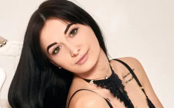Elly Malone — verified companion photo 12