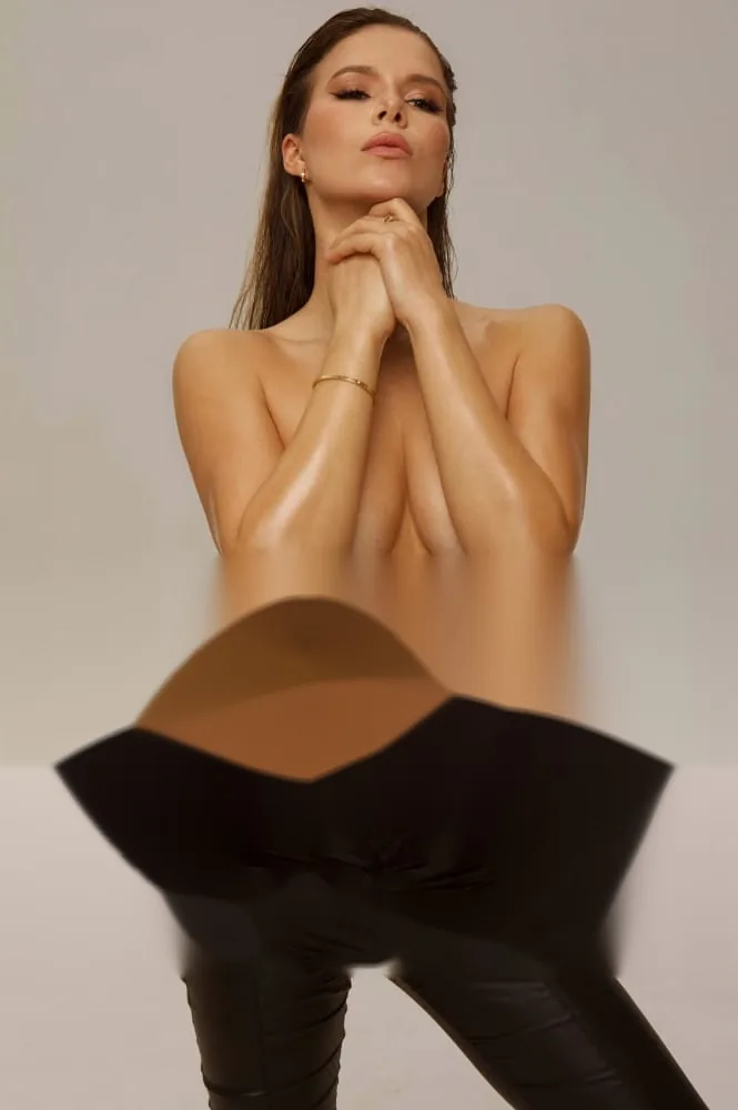 Leah M — verified companion photo 11